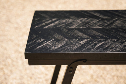 Table haute Chevron – Noire – 140 cm