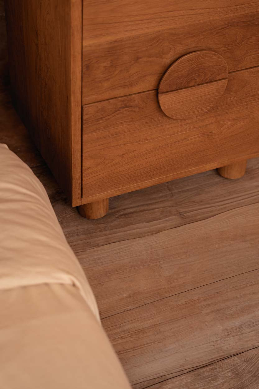 Table de chevet Eclipse – Teck naturel